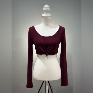 CLEARANCE! Burgundy Boutique Ribbed Knotted Crop Top Size L NWT